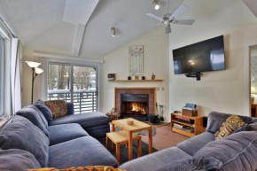 Woods Resort and Spa - Cozy 2-Bedroom Condo Minutes to Ski Resort - Spa, Pool, Hot Tub, Tennis, Fireplace